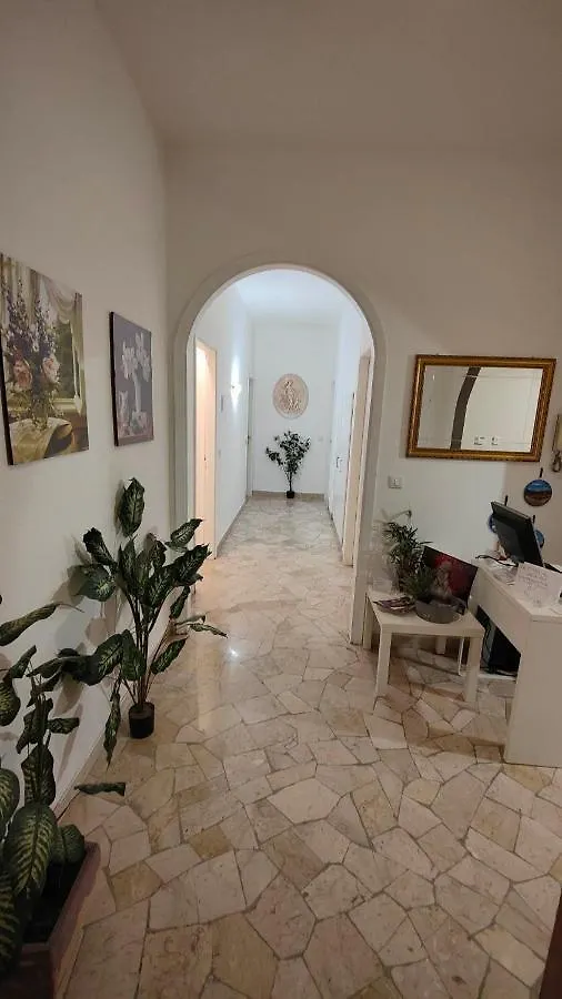 Etnea Glamour House Катания Отель типа 