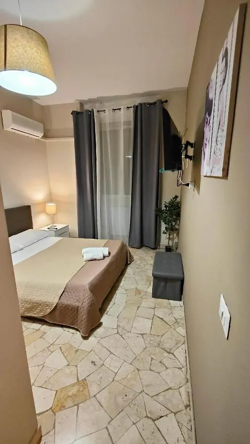 Etnea Glamour House Катания